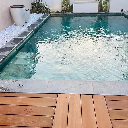 Nyaraló Isal-piscine Privee